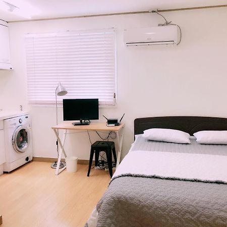 Sarang Guesthouse Dongdaemun Сеул Экстерьер фото